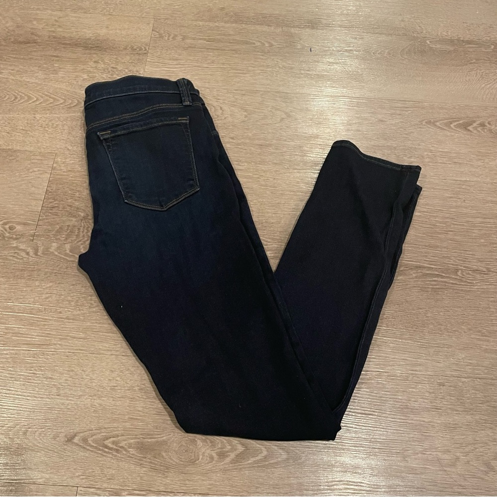 J brand skinny jeans dark blue size 28 inseam 29”